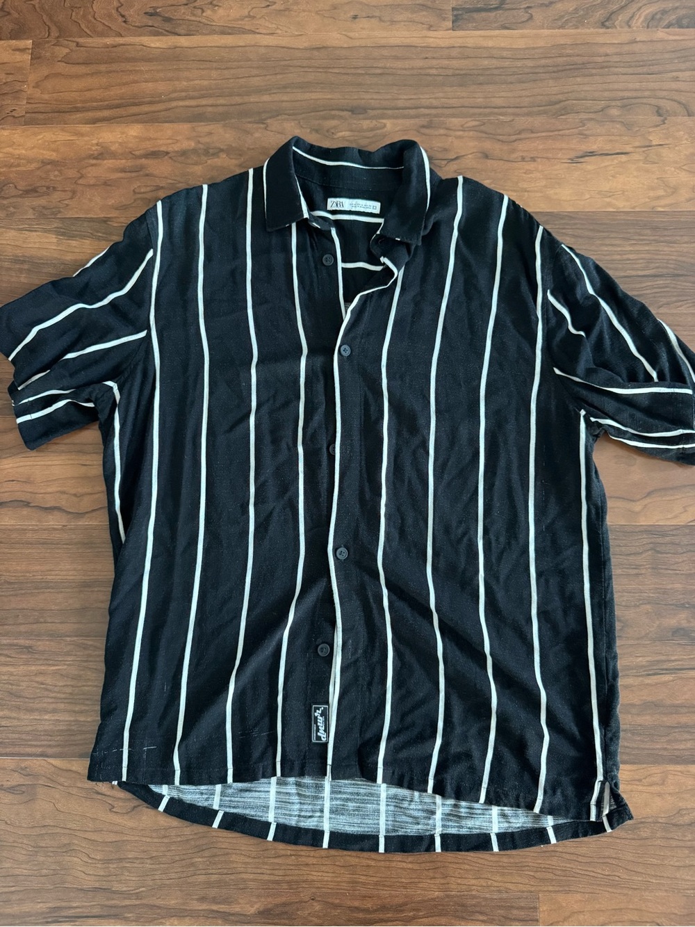 Zara Black and White Vertical Stripe Short-Sleeve Button-Up Shirt